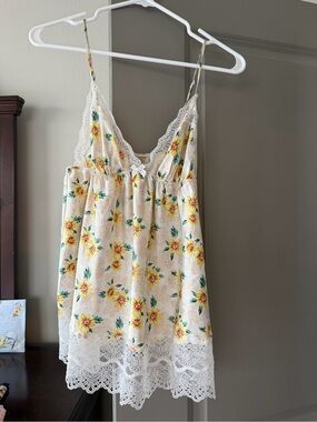 Victoria Secret floral slip medium